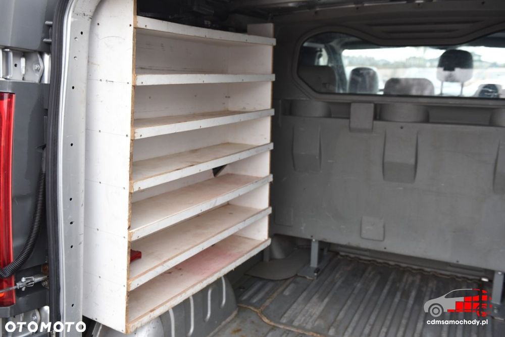 Opel Vivaro - 18
