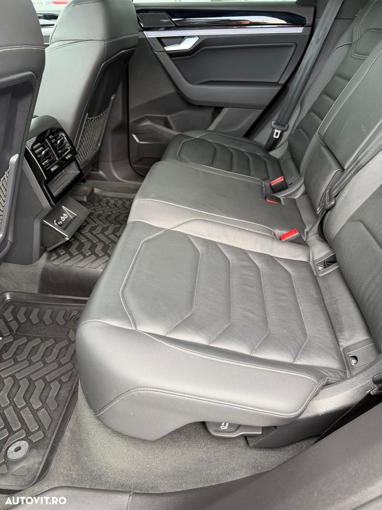 Volkswagen Touareg V6 TDI R-Style - 15