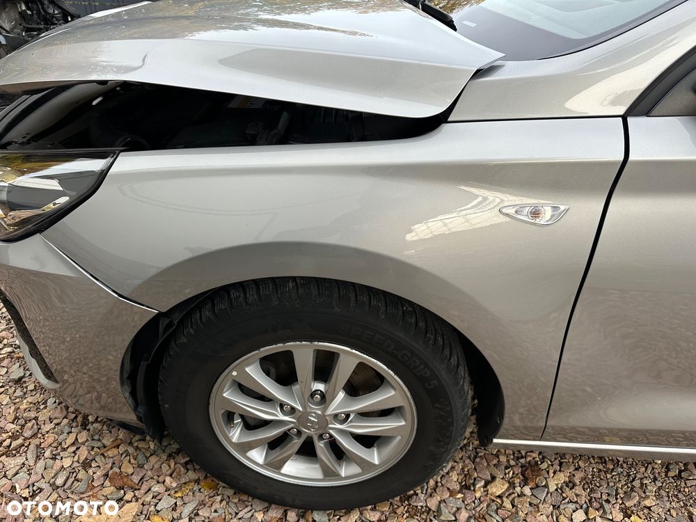 Hyundai i30 - 24