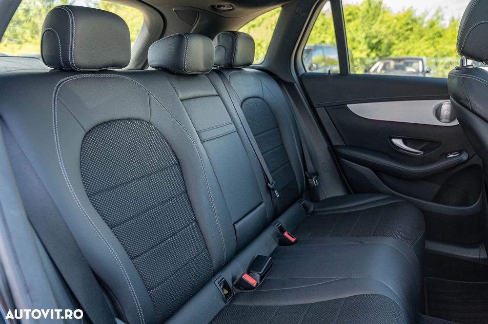 Mercedes-Benz GLC 300 e 4Matic 9G-TRONIC - 8