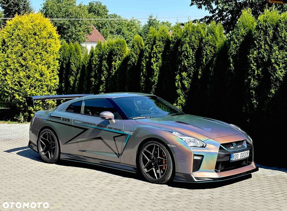 Nissan GT-R Prestige - 1