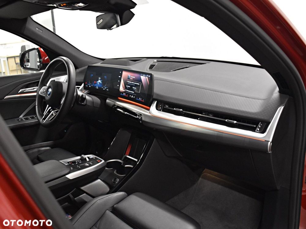 BMW iX2 xDrive30 66.5kWh M Sport Edition - 12