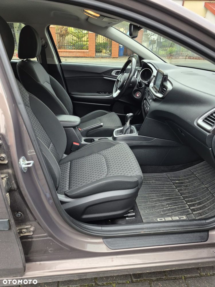 Kia Ceed 1.4 S - 8