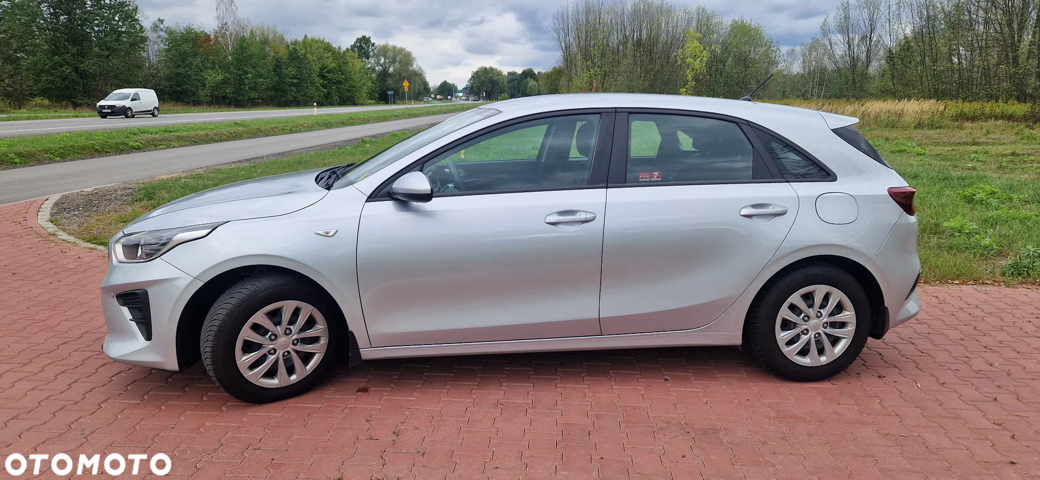 Kia Ceed - 4