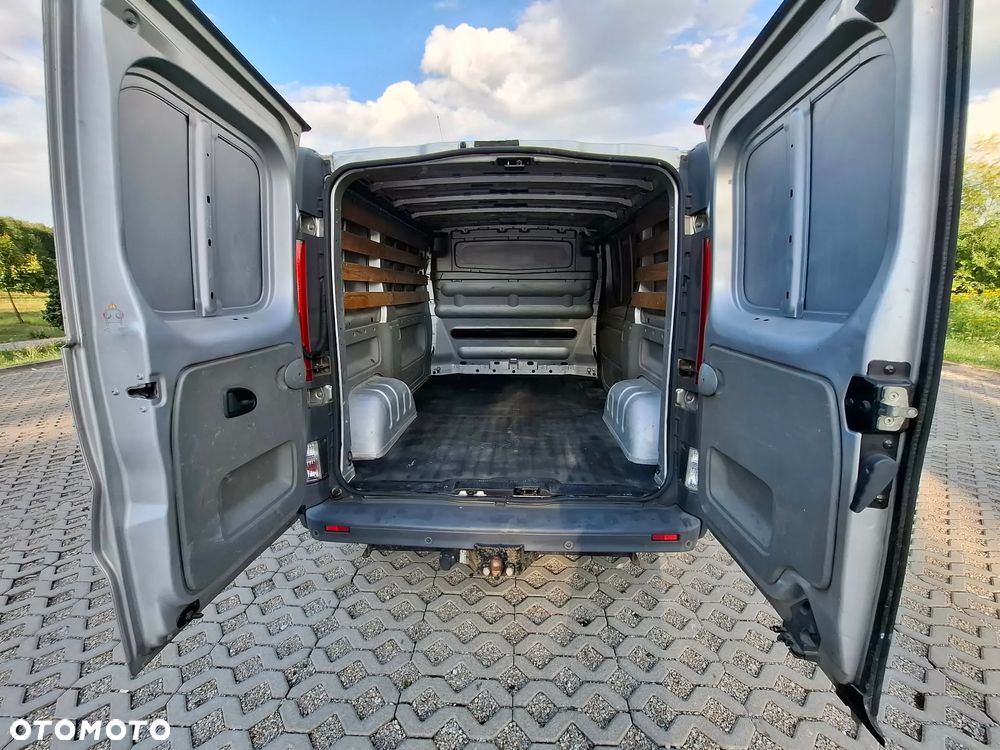 Renault Trafic - 21
