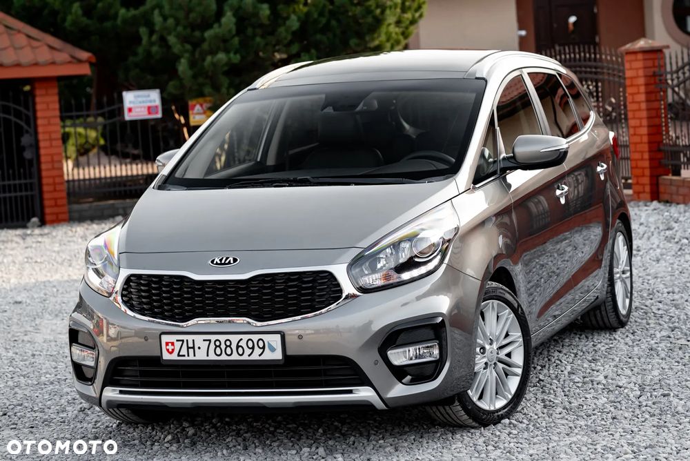 Kia Carens 1.6 GDI S 7os - 6