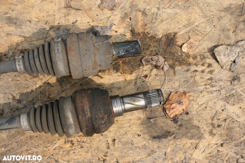 Planetare Planetara Stanga Dreapta Spate Volvo XC90 2.4 Diesel Automat - 2