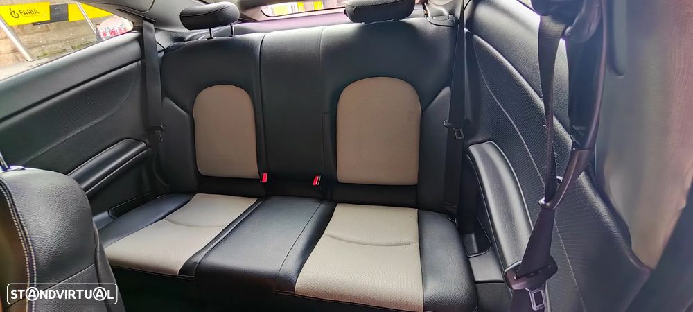 Mercedes-Benz C 220 CDI Auto DPF Sport Edition + - 9