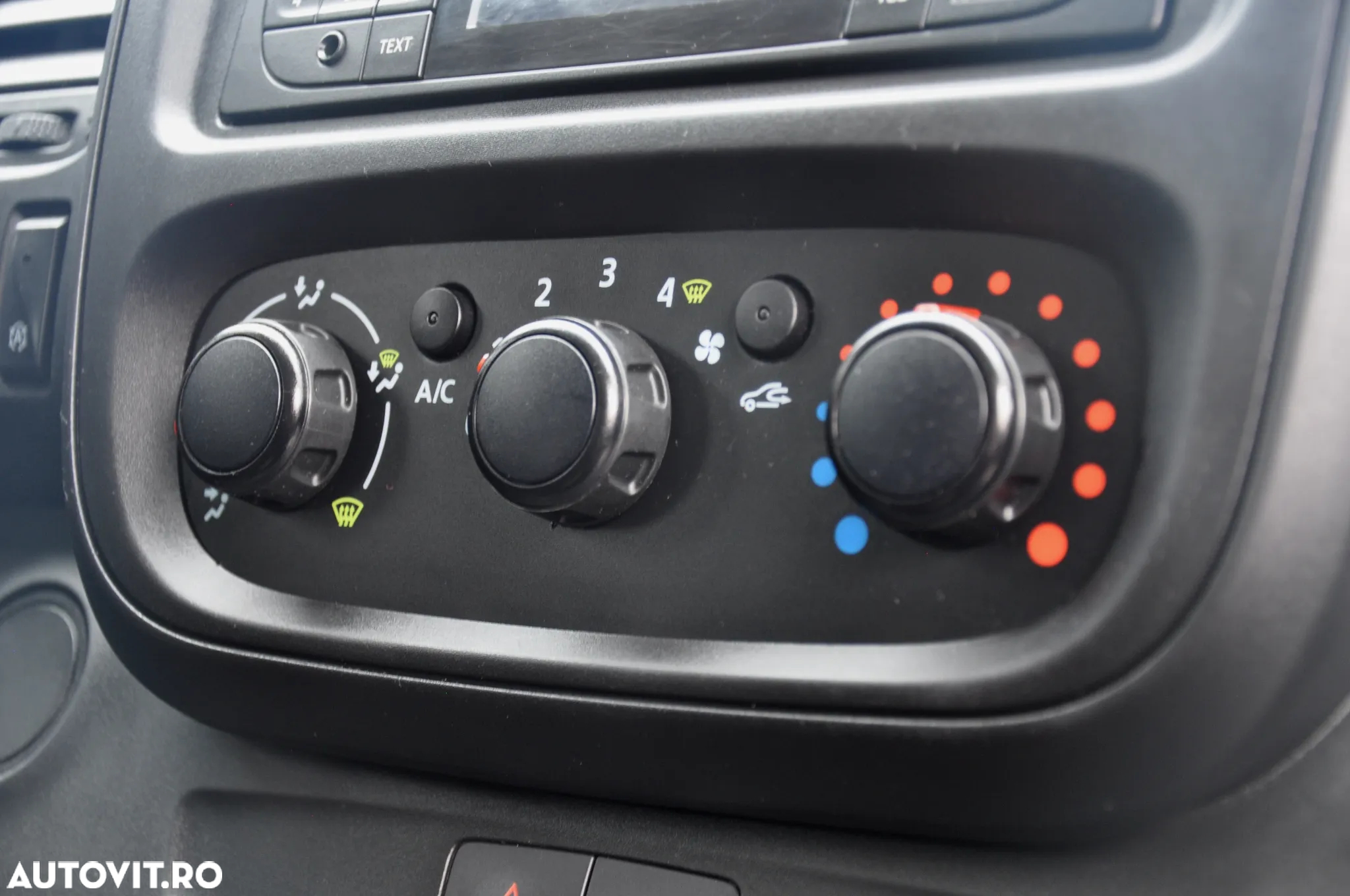 Opel Opel Vivaro Doka 5 Locuri - 12