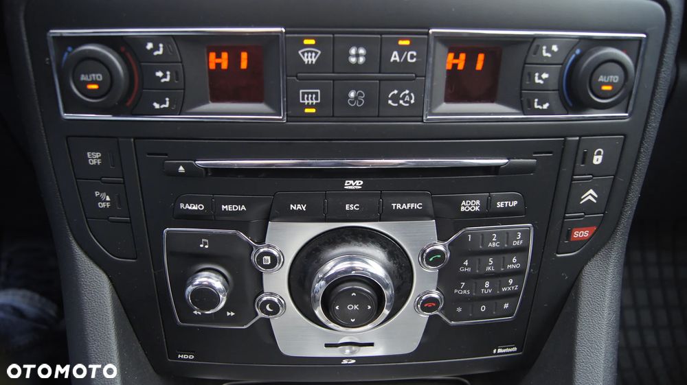 Citroën C5 HDi 135 Exclusive - 16