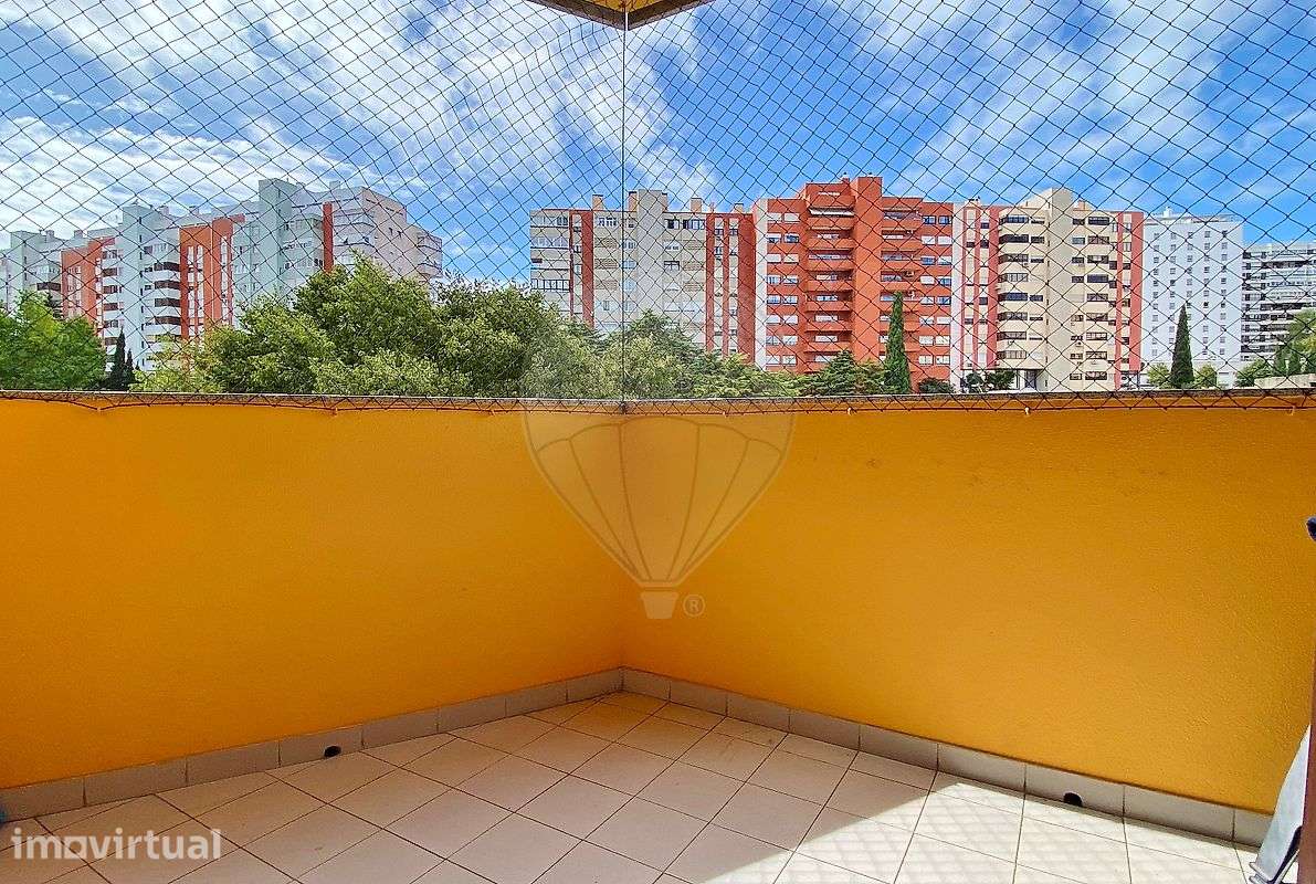 Apartamento T2 para arrendamento - Grande imagem: 2/26