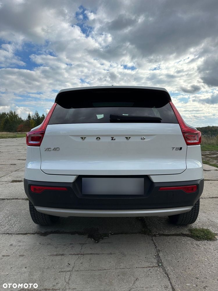 Volvo XC 40 T5 AWD Momentum - 10