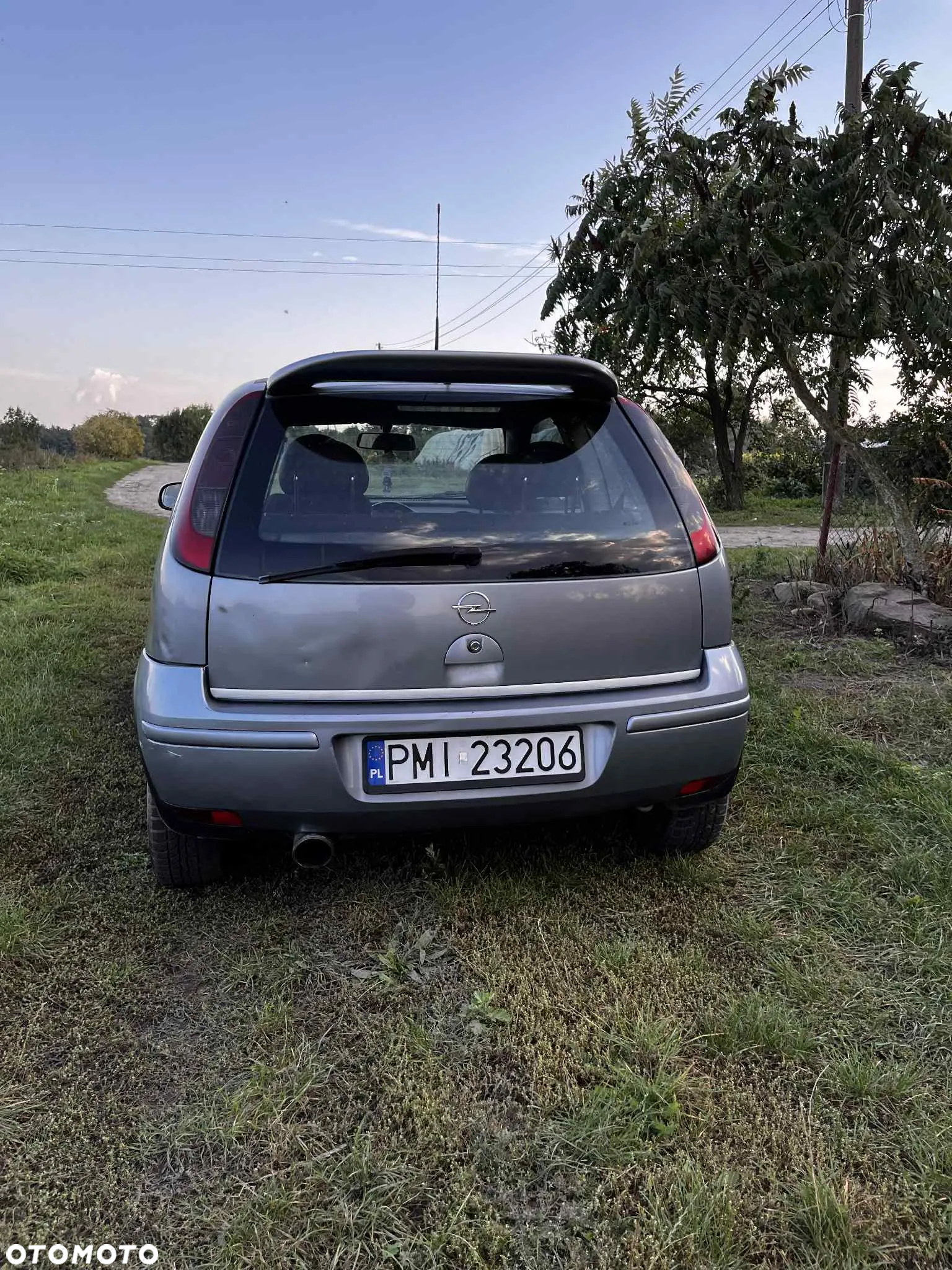 Opel Corsa - 2