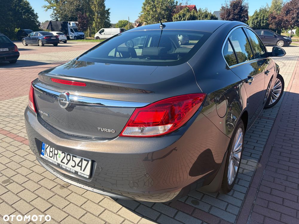 Opel Insignia - 17