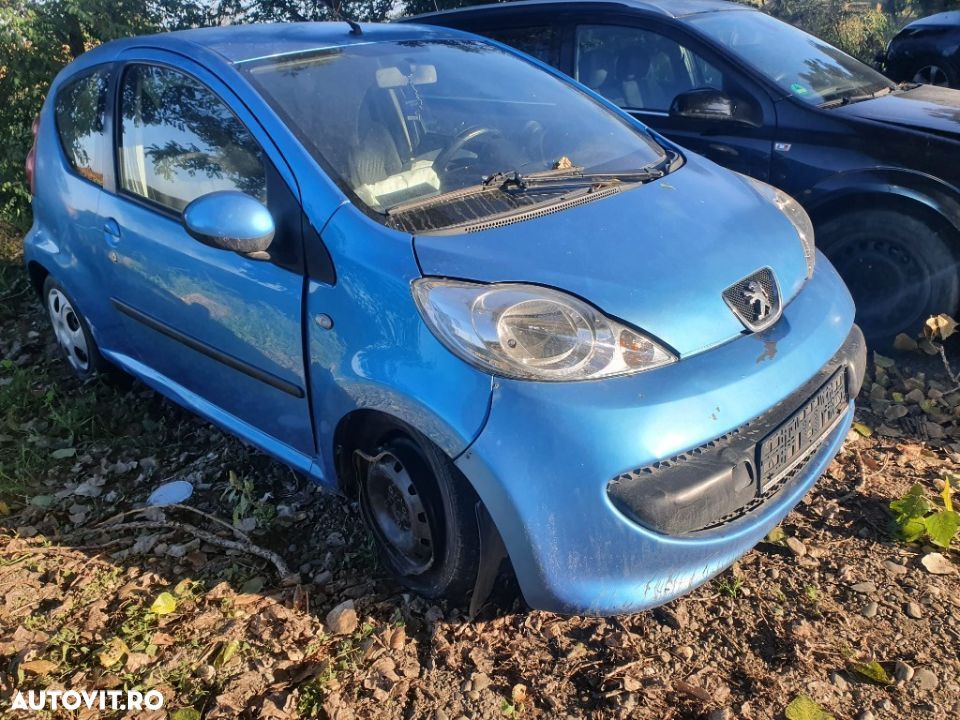 Dezmembrez Peugeot 107 an 2006, motor 1.0 benzina, 50kw 68cp CFA 348F citroen c1 dezmembrez piese - 1