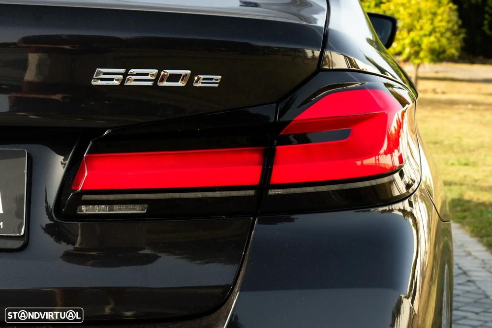 BMW 520 e Pack M - 45