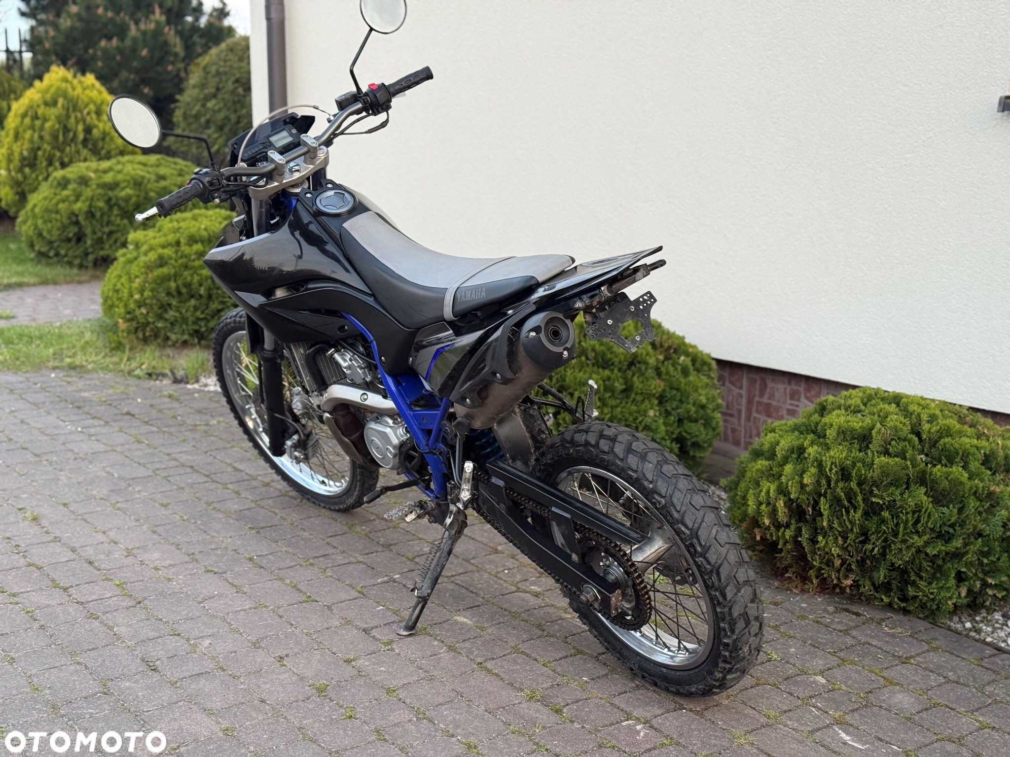 Yamaha WR - 9