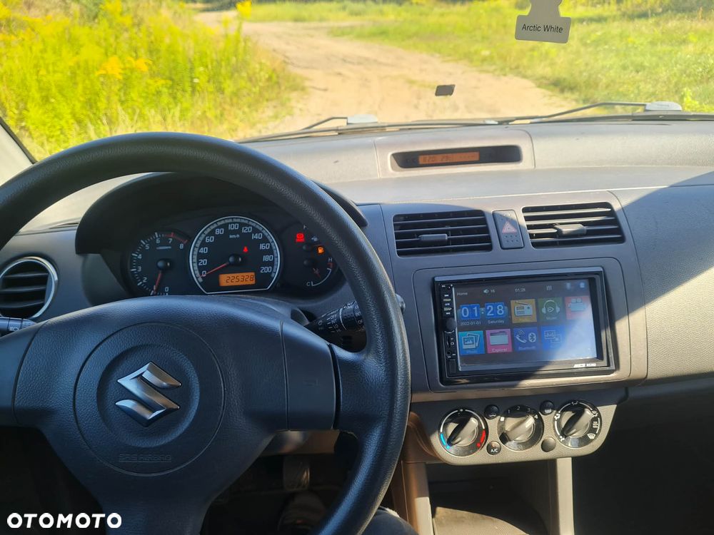 Suzuki Swift 1.3 GLX / Comfort - 10