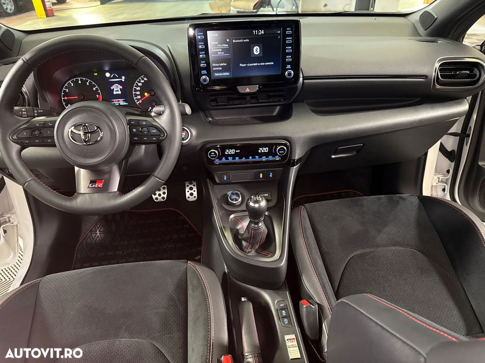 Toyota Yaris GR - 10