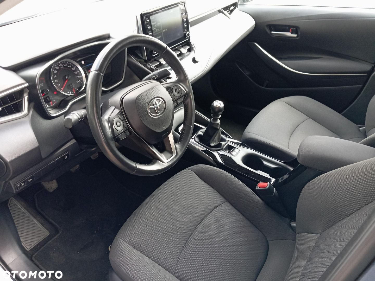 Toyota Corolla - 10