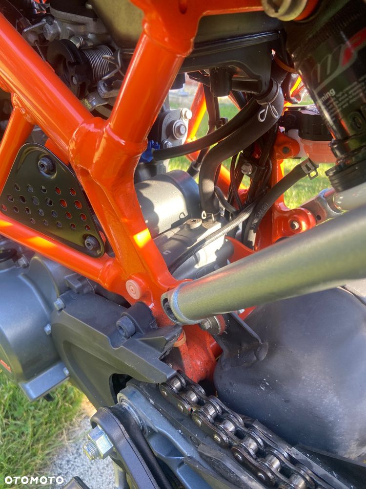 KTM Duke 125 - 7