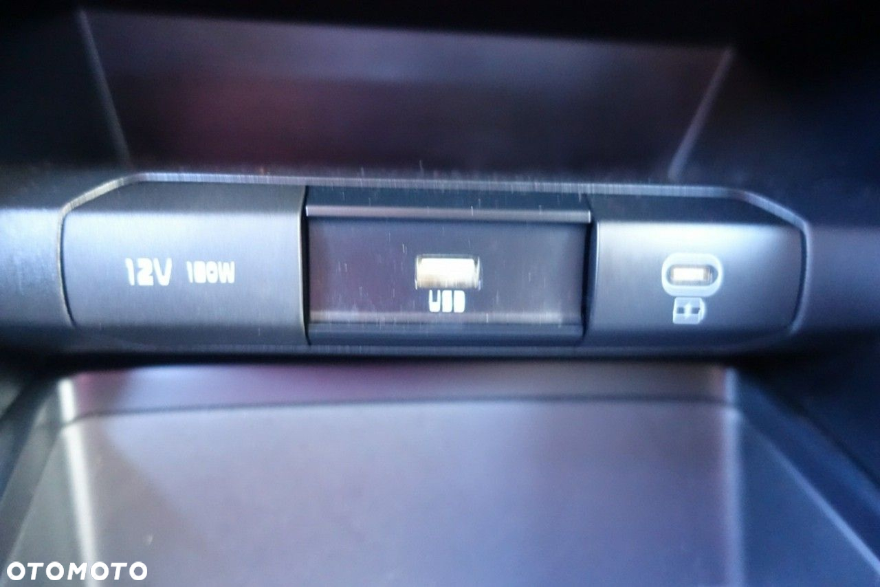 Kia Ceed - 22