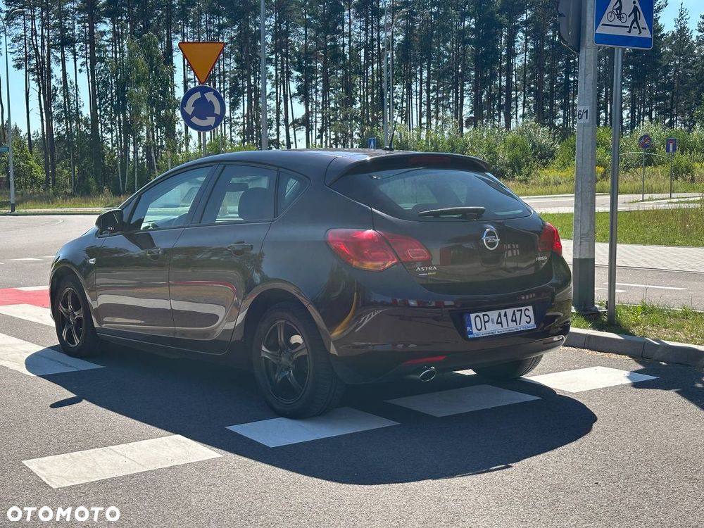 Opel Astra 1.4 Turbo Selection - 4