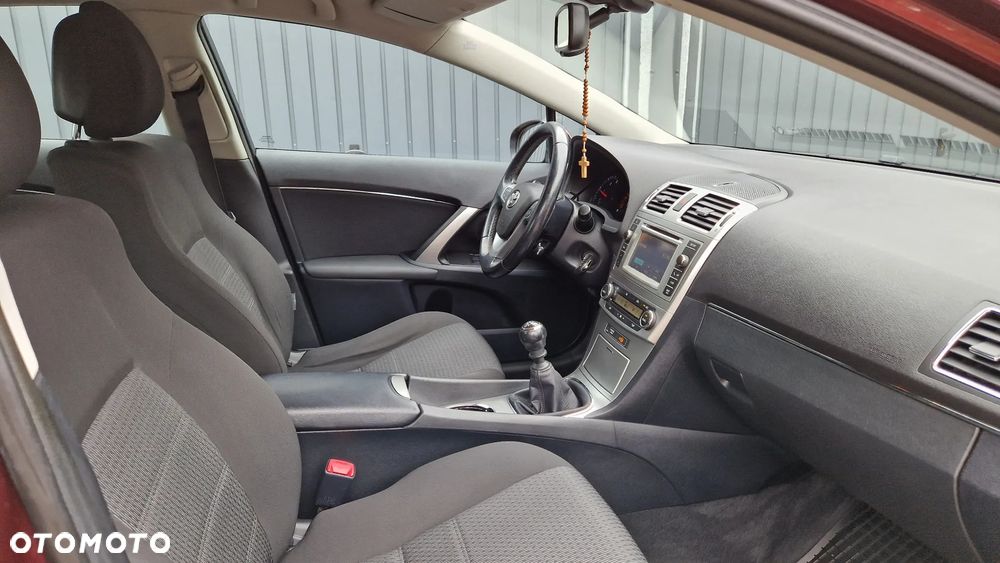 Toyota Avensis 2.0 D-4D Premium - 13