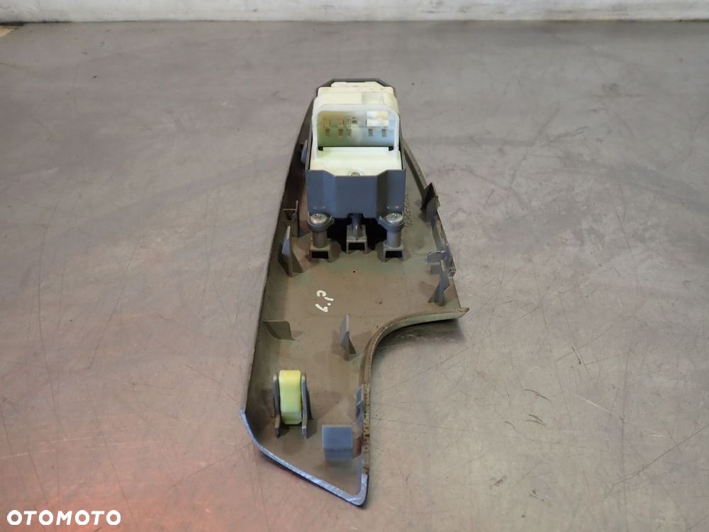 PANEL STEROWANIA SZYB TOYOTA URBAN CRUISER - 5