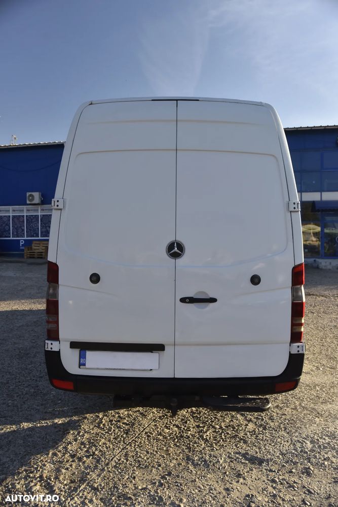 Mercedes-Benz Sprinter ver-319-cdi-bluetec-906-231-blueefficiency - 7