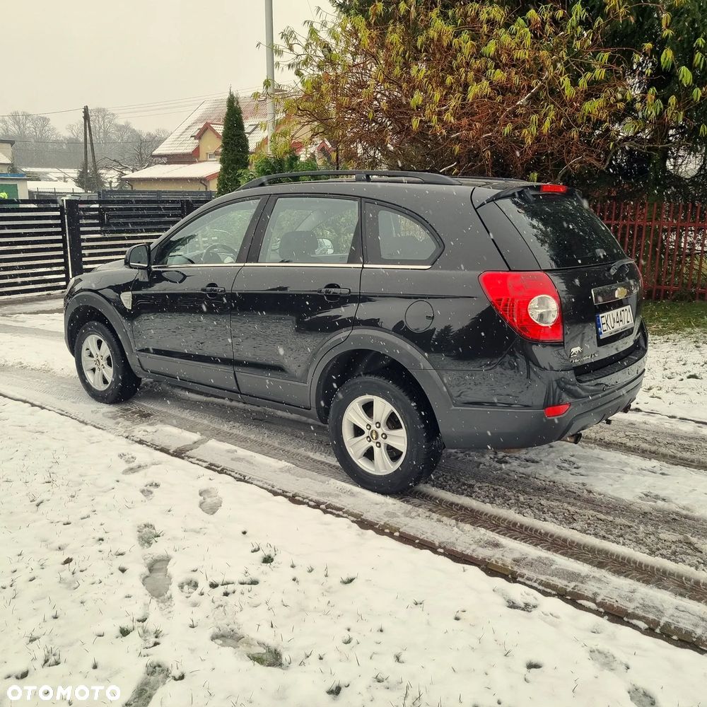 Chevrolet Captiva 2.4 LS 5os - 8