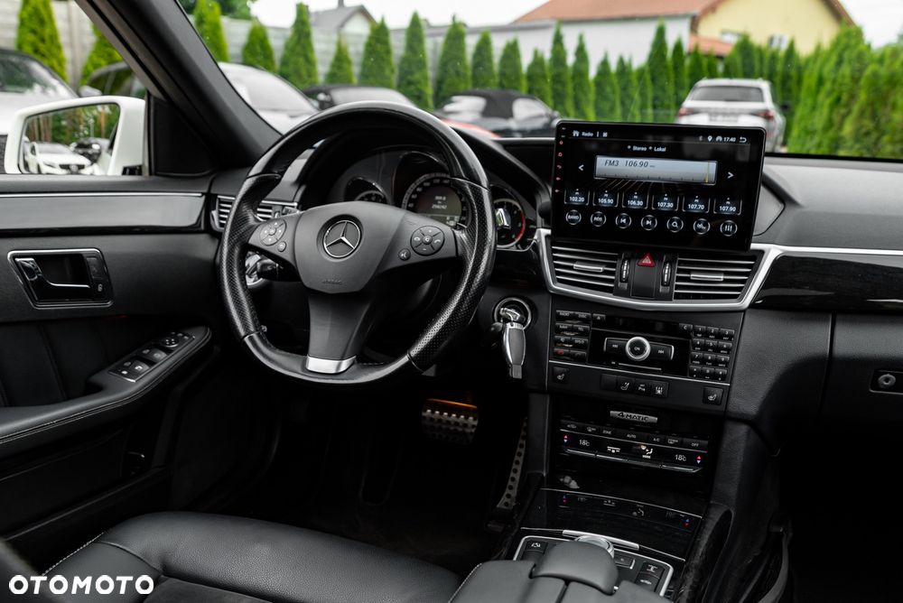 Mercedes-Benz Klasa E 350 CDI 4-Matic BlueEff - 28