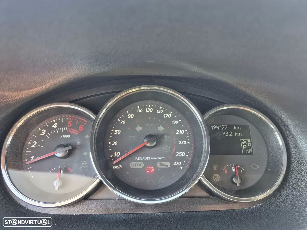 Renault Mégane Sport Tourer - 24