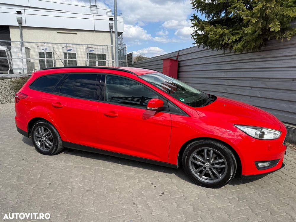 Ford Focus 1.5 TDCi DPF Start-Stopp-System Business - 11