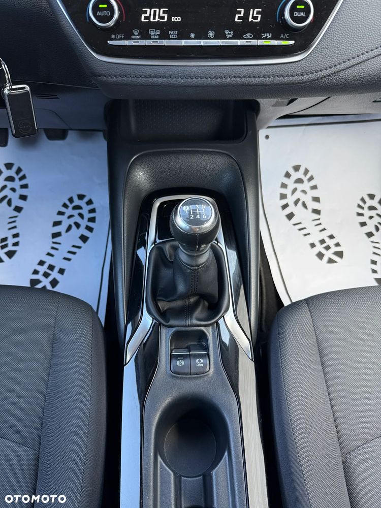 Toyota Corolla 1.5 Comfort - 12