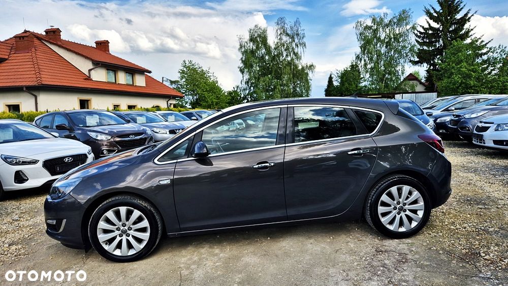 Opel Astra 1.4 Turbo Cosmo - 23