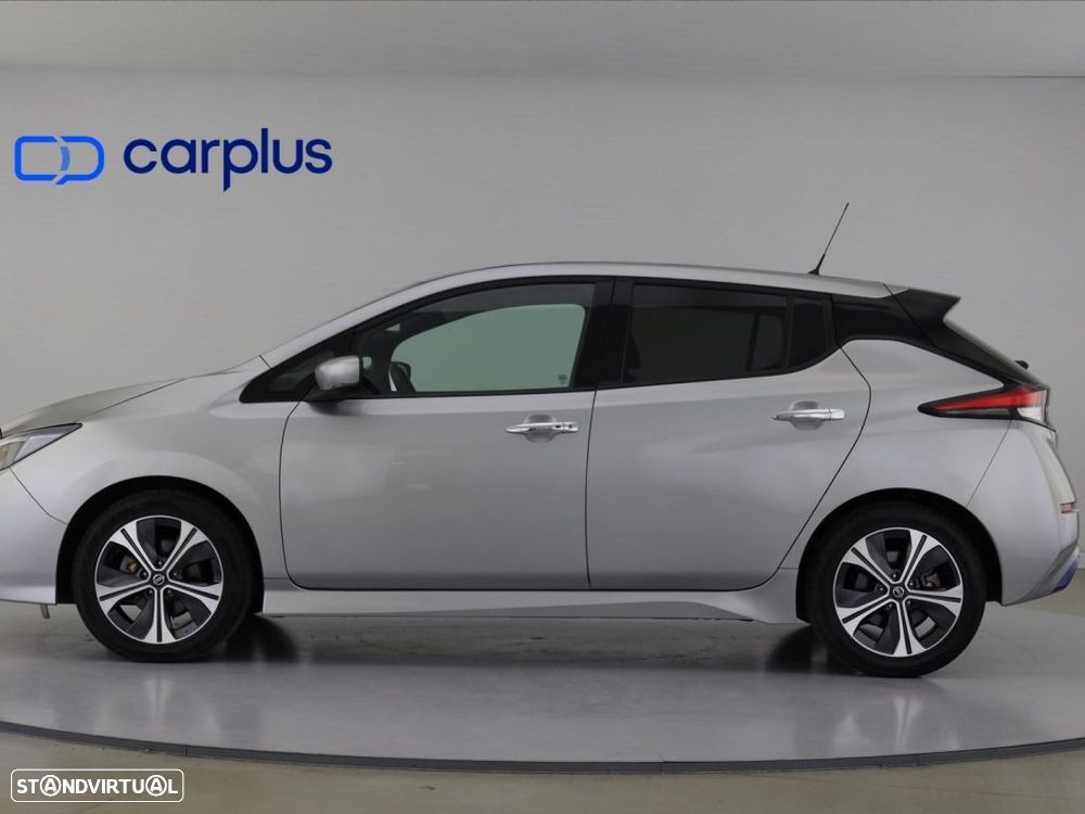 Nissan Leaf N-Connecta — photo 4