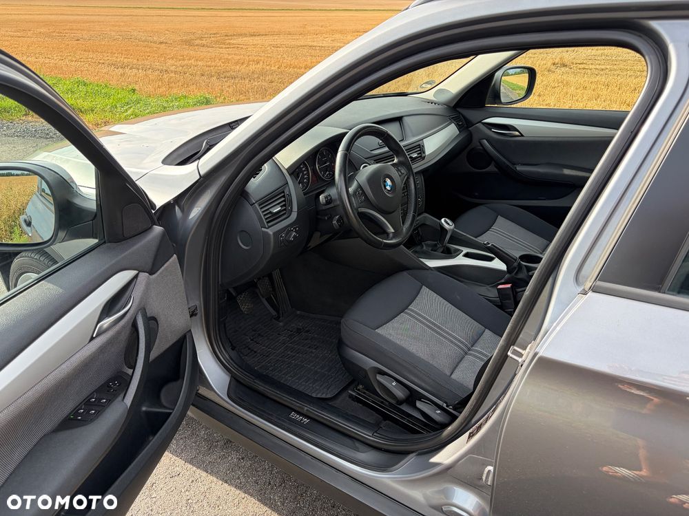BMW X1 sDrive18d - 13