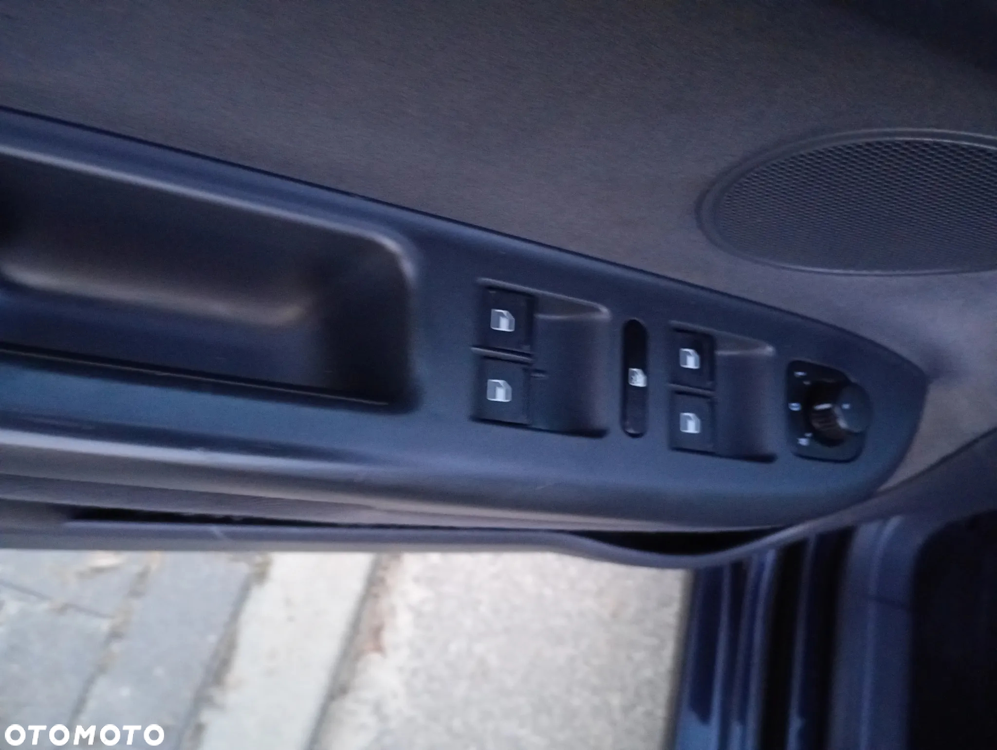 Volkswagen Golf Plus 1.9 TDI Comfortline - 18