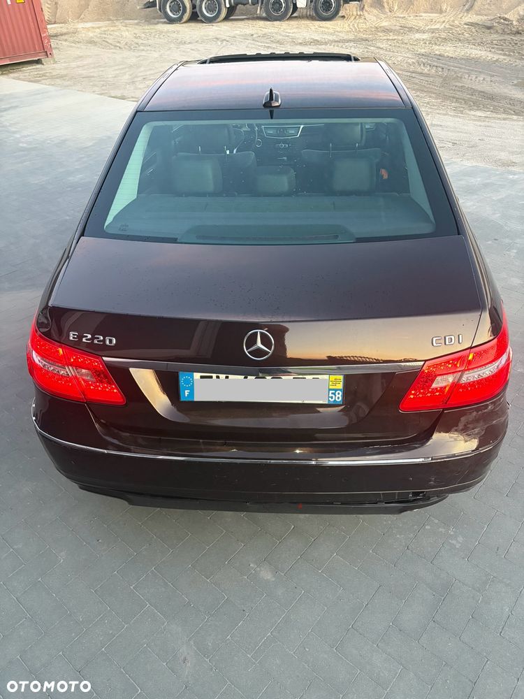 Mercedes-Benz Klasa E - 7