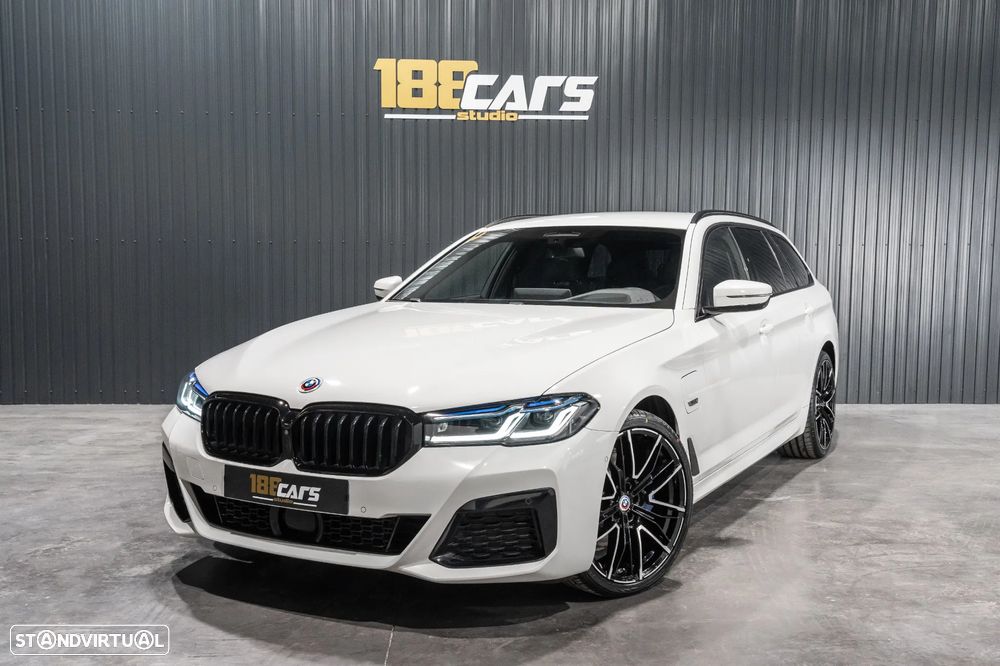BMW 530 e Pack Desportivo M - 1