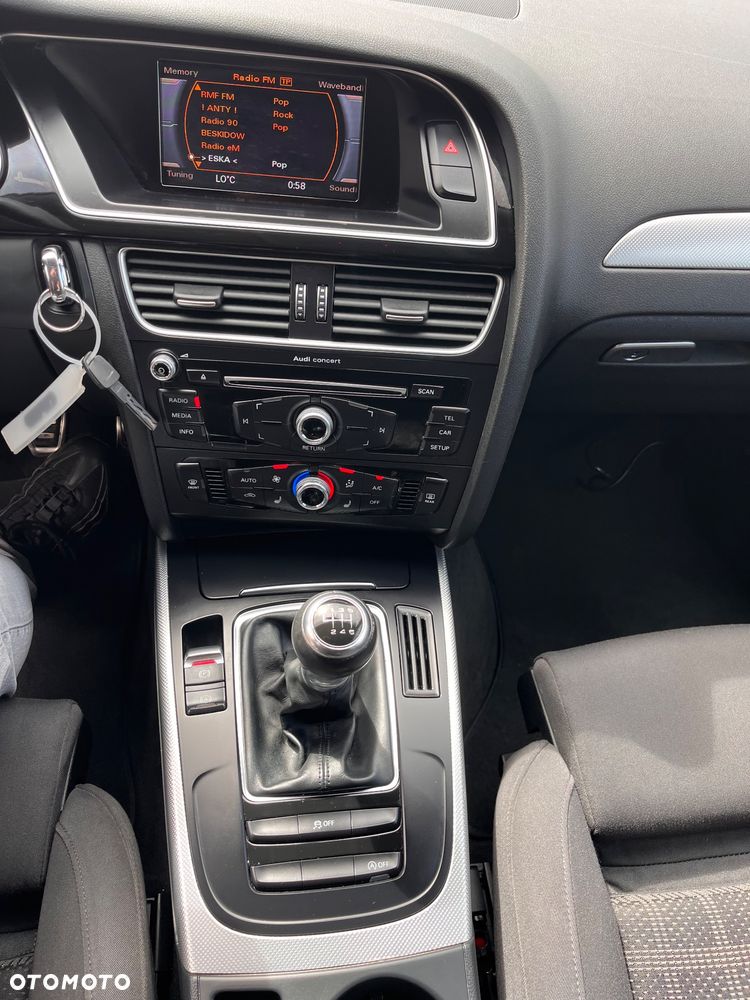 Audi A4 Avant 2.0 TFSI S line Sportpaket (plus) - 21