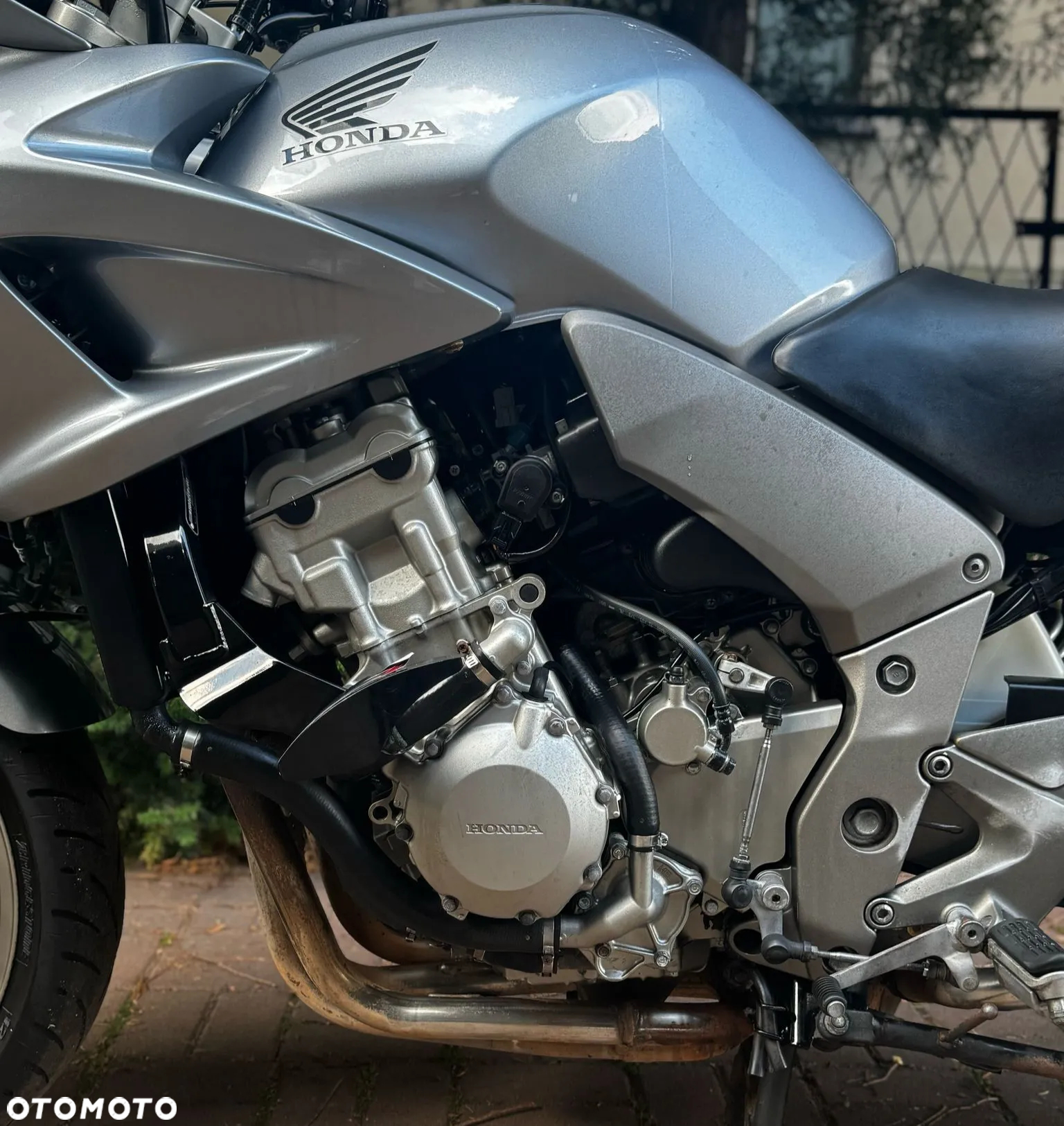Honda CBF - 12