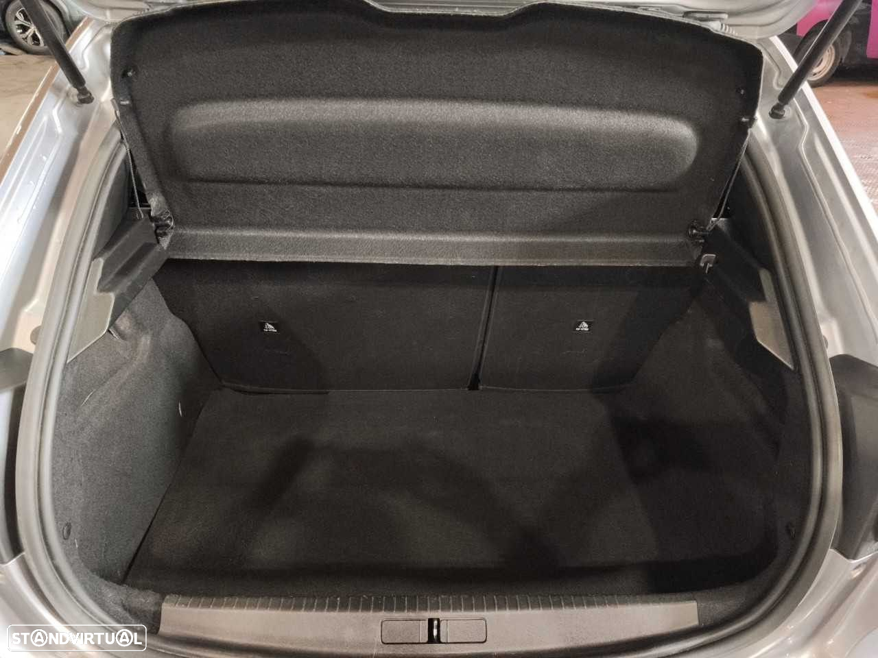 Peugeot 208 1.2 PureTech Active Pack - 24