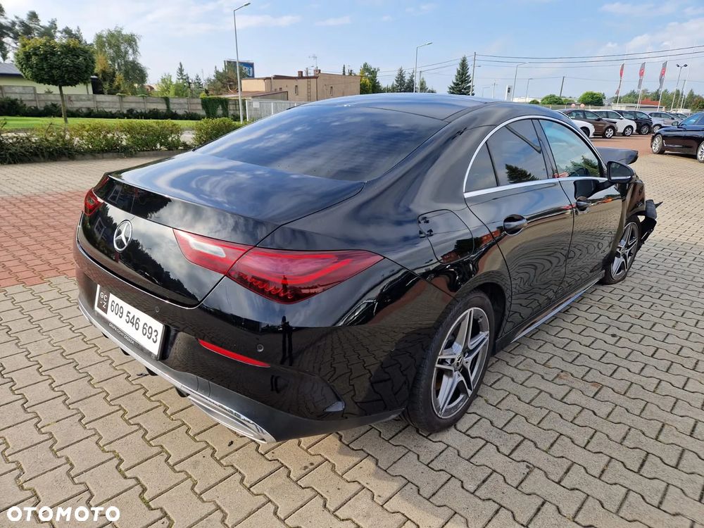 Mercedes-Benz CLA 250 E AMG Line 8G-DCT - 4