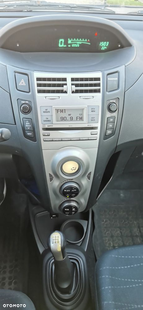 Toyota Yaris 1.3 Luna A/C - 10