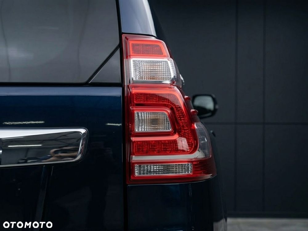 Toyota Land Cruiser LC 4.0 V6 Invincible - 12