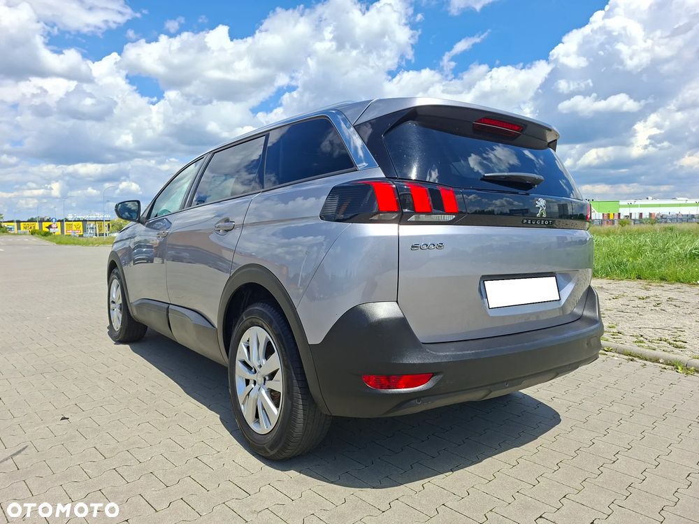Peugeot 5008 - 16