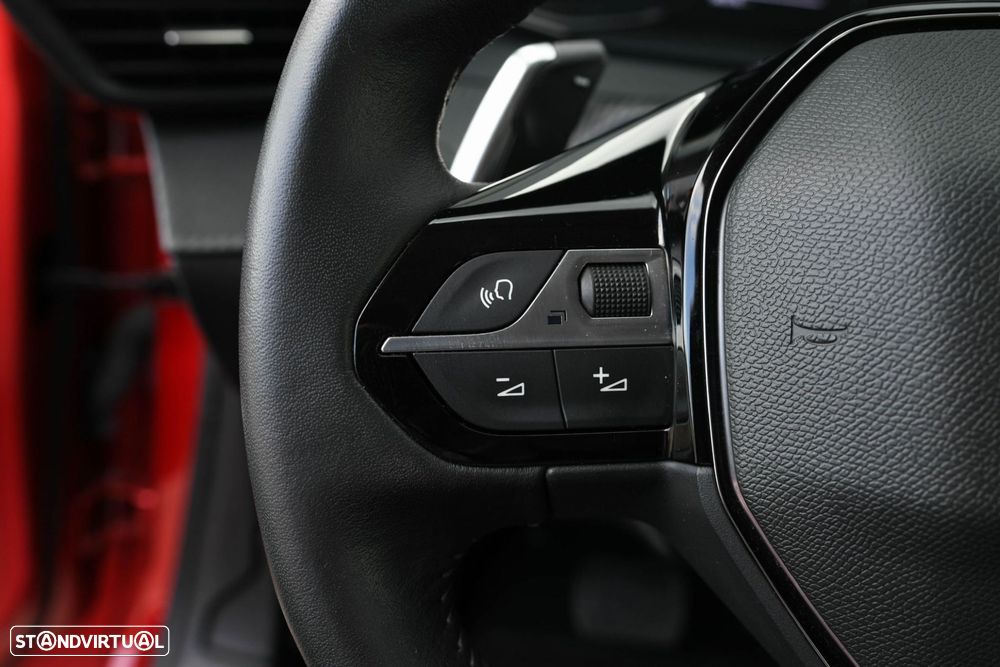 Peugeot 208 1.2 PureTech Allure EAT8 - 16