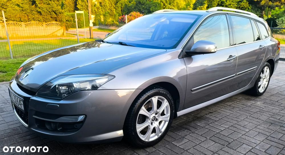 Renault Laguna 2.0 dCi Initiale - 1